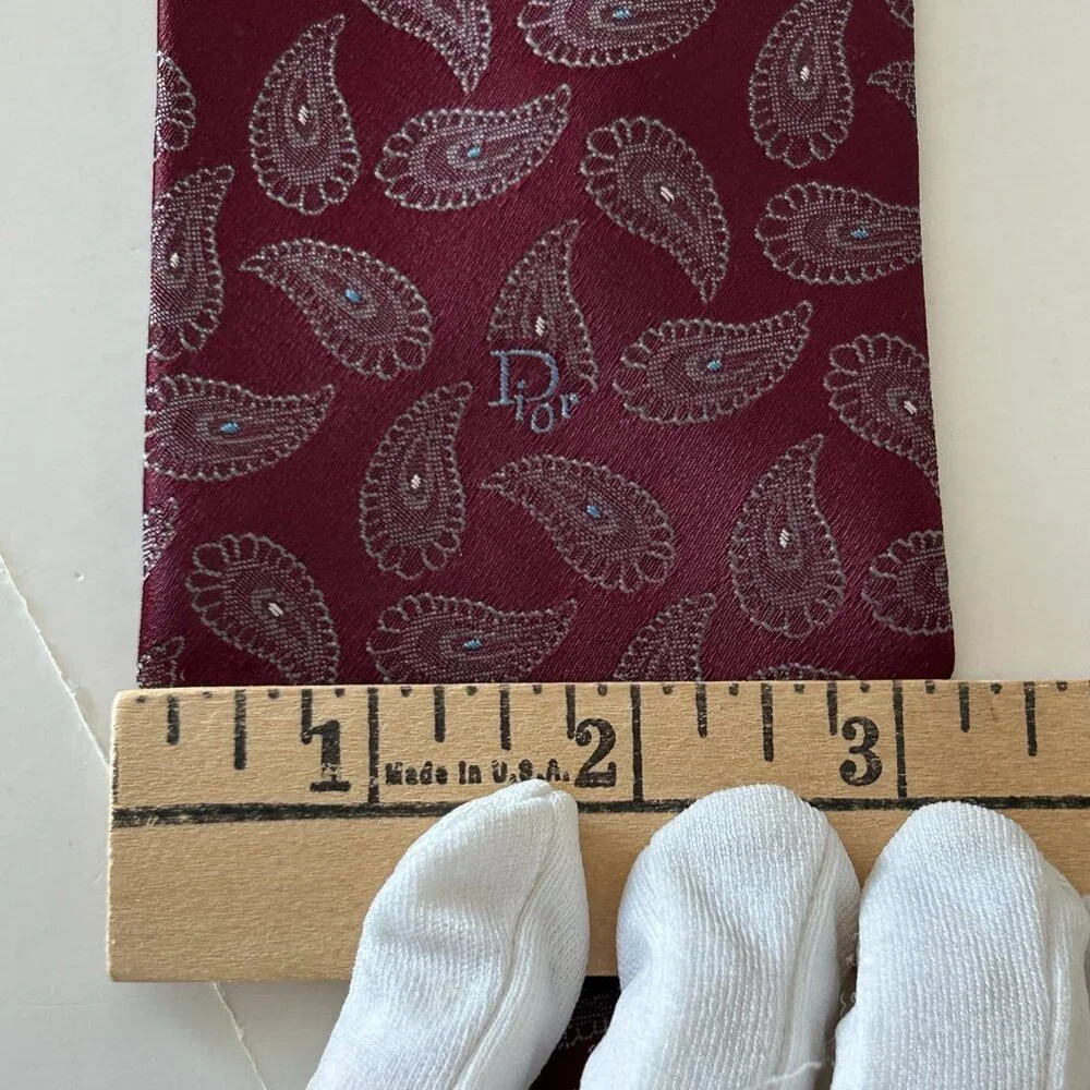 Vintage Christian Dior Mens Burgundy Red Neck Tie Paisley Polyester Woven Italy